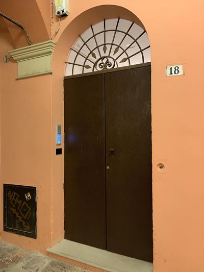 L'8 Boutique Via Piella