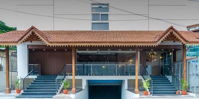 Vera by Bisque Hebbal