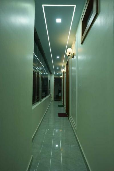 Deep Palace Inn