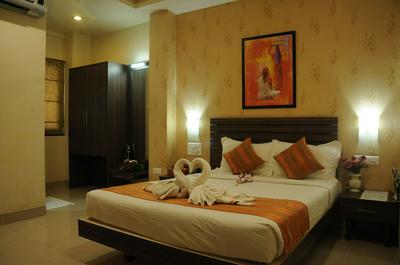 Hotel Madhav International