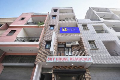 Fabhotel Comfort Home Stay