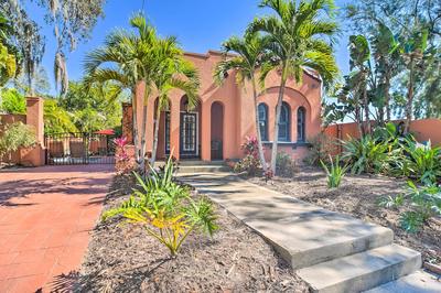 Vibrant Sarasota Studio < 1 Mile From the Beach!