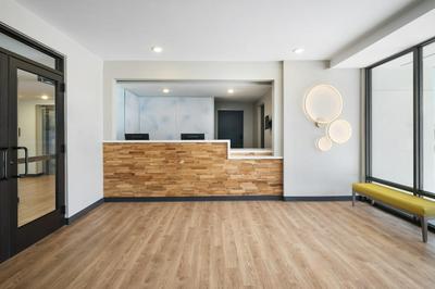 Echo Suites Sterling