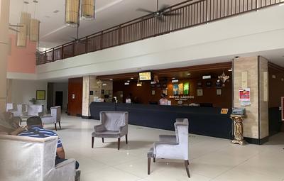 OYO Home 90416 Exclusuites