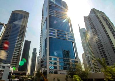 Yogi - Marina Marvel Luxurious 1BR Apt at Al Shera Tower