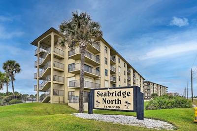Sun-soaked Condo w/ Balcony - Steps to Beach!