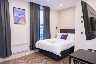 Pillo Rooms Apartments - Chelsea