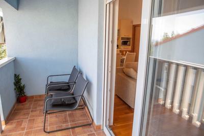 Apartment R&R