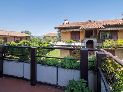 Apartment in Lazise Near Lake Garda