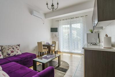 One bedroom M Rozino