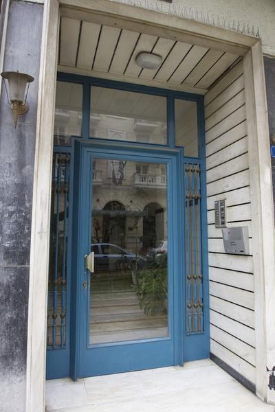 Charming Acropolis Metro Apartment