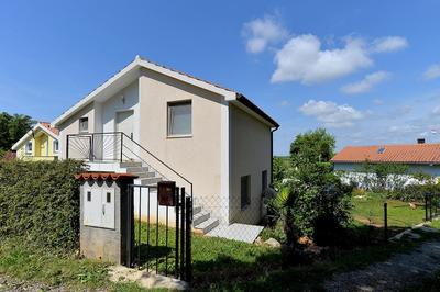 Apartment 1860