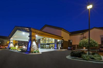Holiday Inn Express Detroit-Warren by IHG