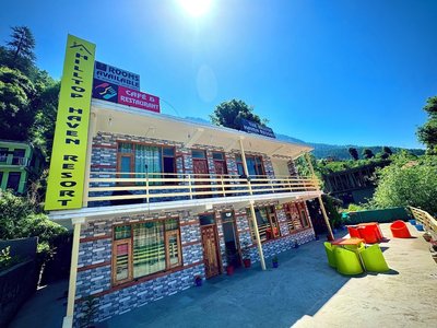 Hilltop heaven resorts Manali