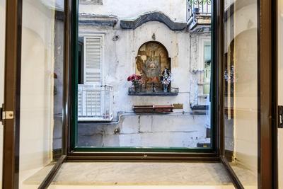 Via San Giovanni in Porta 34