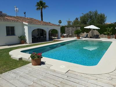 Coral in J vea With 3 Bedrooms and 2 Bathrooms