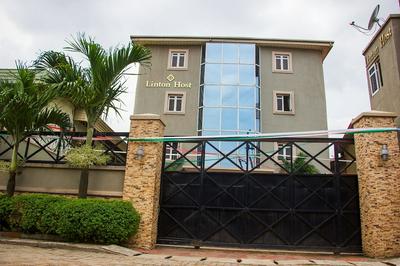 De' Bliss Hotel and Suites