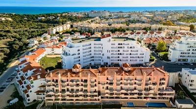 Apartamento Sol Nascente by Portucasa