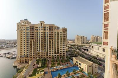 Maison Privee - High-End Palm Apt w/ Picturesque Seafront Views