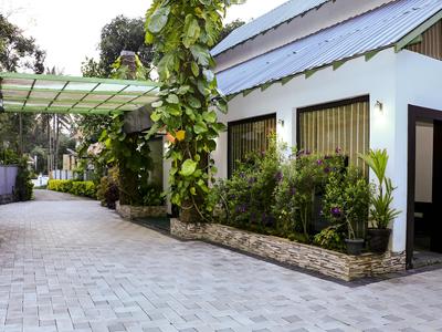 OYO 26927 Spice Valley