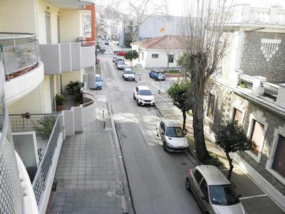 Cozy and Modern Apartment Centrally Located