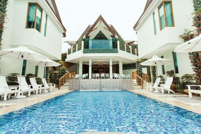 Acuatico Beach Resort