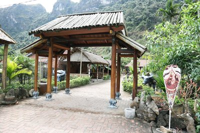 Long Phuong Homestay