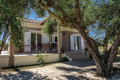 Villa Stella, 2 Bedrooms, Wifi, Near The Beach