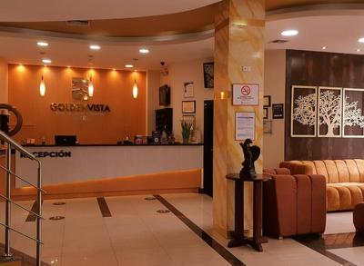 HOTEL GOLDEN VISTA