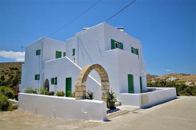 Dioni Lux Inn