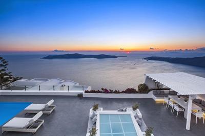 Immaculate 5-bed With Pool - Villa Eros Sea