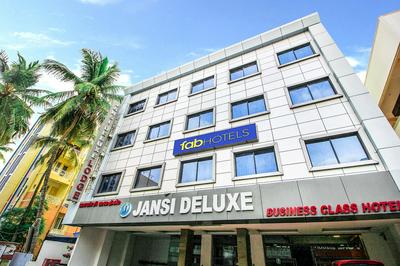 FabHotel Jansi Deluxe