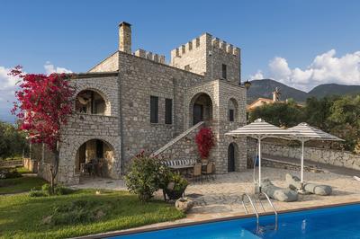 Poolside Castle Panoramic Seaview Retreat