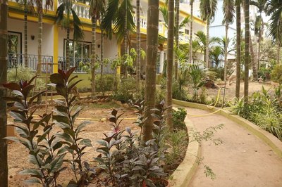 Lavish Exotic Hotel & Apartment