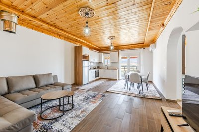 Hillside Apartment Gjirokast r 2