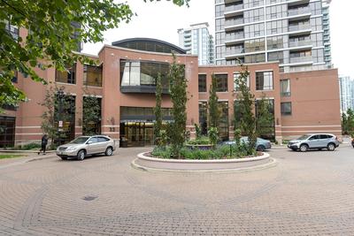 Pelicanstay at Yonge & Sheppard North York