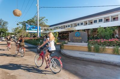 Hotel Ombak Paradise