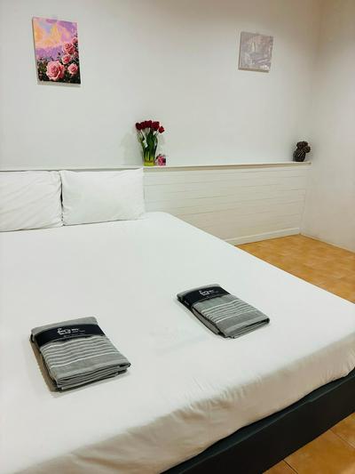 Apartment Wat Sawang Arom 17