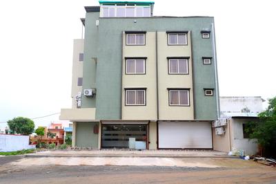 OYO 17043 Hotel Ocean Pearl