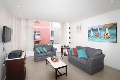 7 Minutes From Ipanema Beach Bt201