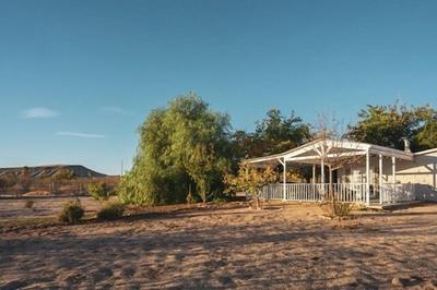 Easy Rider Ranch - Hot Tub, Fire Pit & Hammocks Under The Stars! 3 Bedroom Home by RedAwning