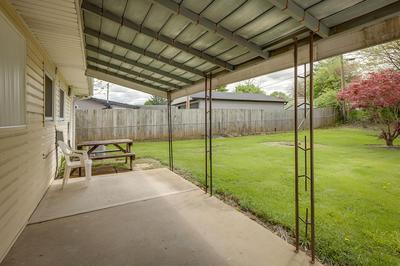 Well-equipped Dayton Home: 5 Mi to University!