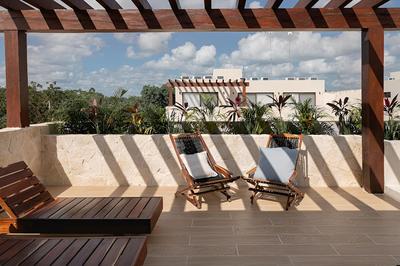 Blue Luxury Kukulkan