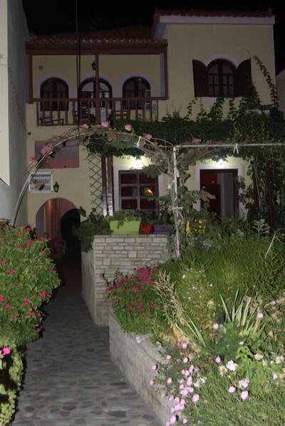 Smaragda Hotel