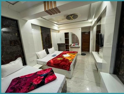 Hotel Mid Town Nainital Near Mall Road