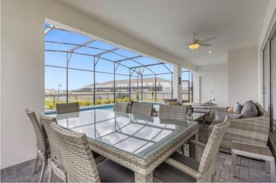 Luxury 10 Br Themed House, Resort Access Included! 10 Bedroom Holiday Village by RedAwning