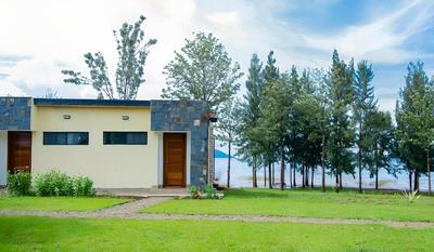 Eben Lake Kivu Cottages and Villas