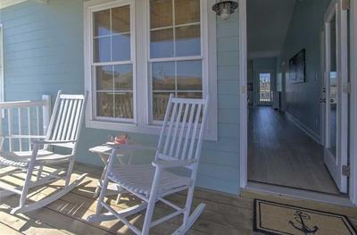 Night N Gale 4 Bedroom Home by RedAwning