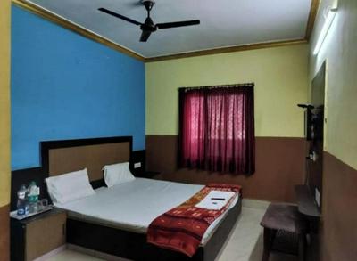 DhamStay Hotel Samrat Palace Near Beach