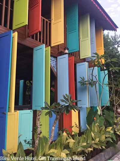 Bleu Verde i am colors